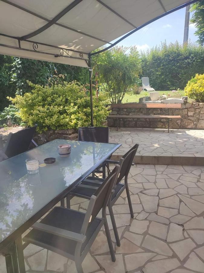 Gite La Petite Longere Septfonds Exterior photo