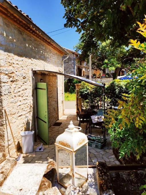 Gite La Petite Longere Septfonds Exterior photo